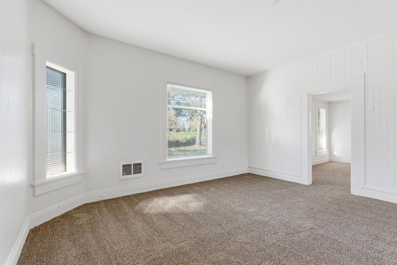 5020 Se 92nd Ave - Photo 5 of 32