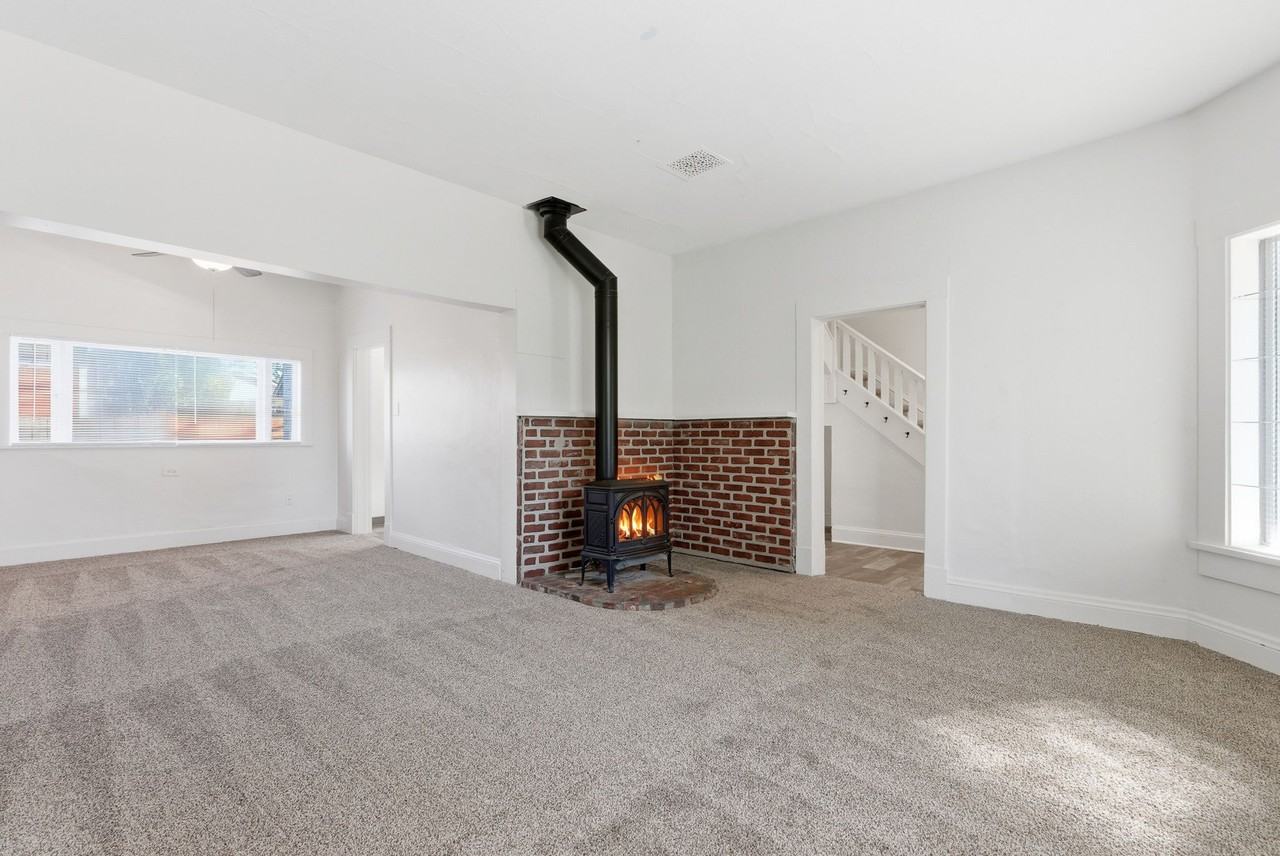 5020 Se 92nd Ave - Photo 6 of 32