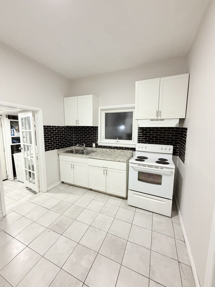 194 Murray St - Photo 3 of 28