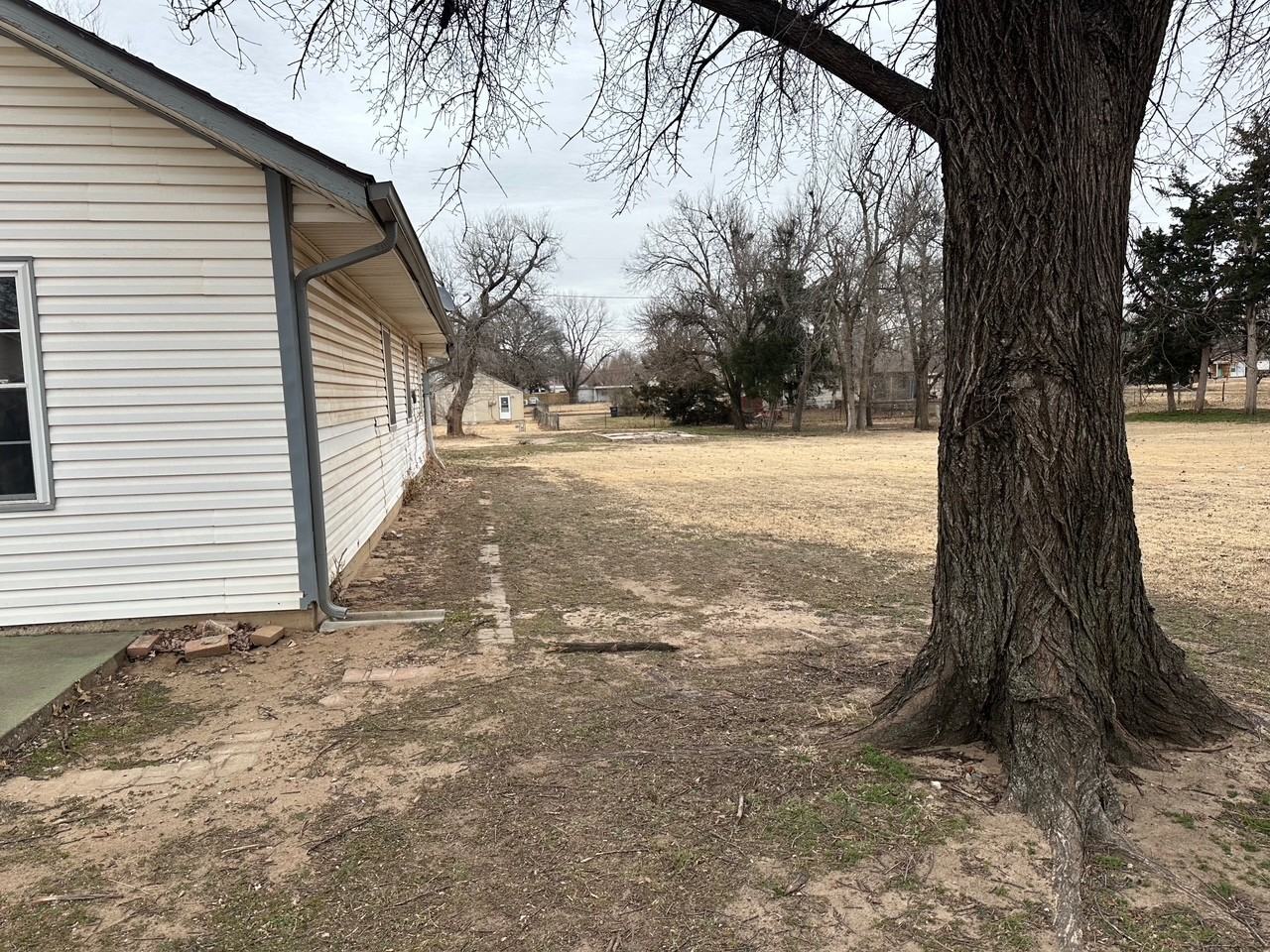 1517 N Jackson St #1 - Photo 2 of 18