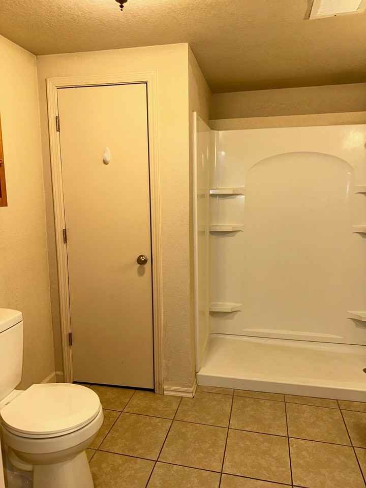 1517 N Jackson St #1 - Photo 4 of 18