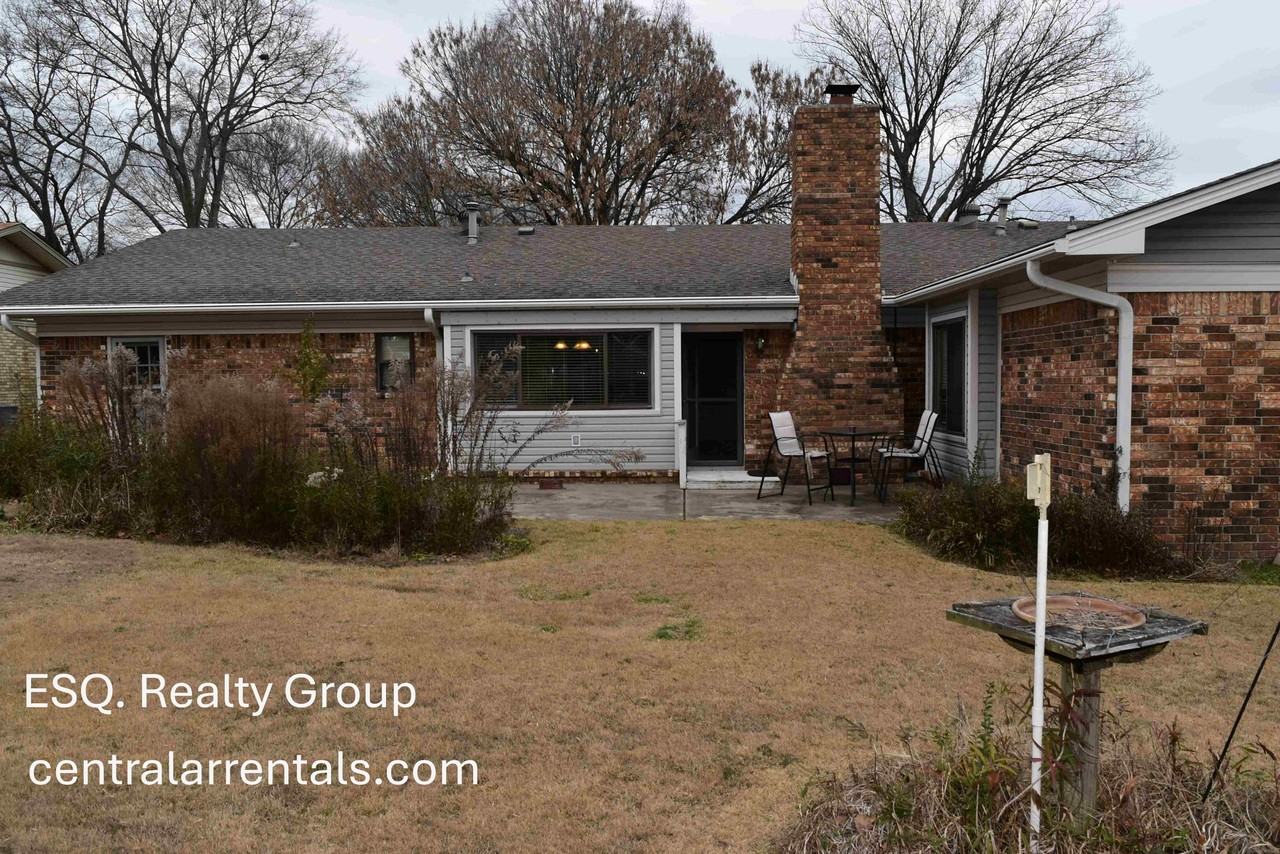 4512 Somers Ave #1 - Photo 2 of 22