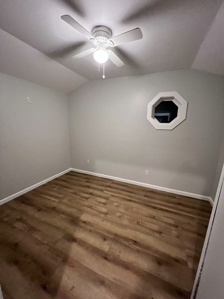 21215 Yarbrough Rd #1 - Photo 3 of 5