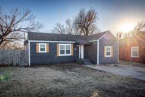 featured image of 1702 Nw Euclid Ave #1