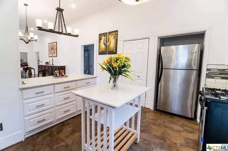 603 S Liberty St #1 - Photo 3 of 38