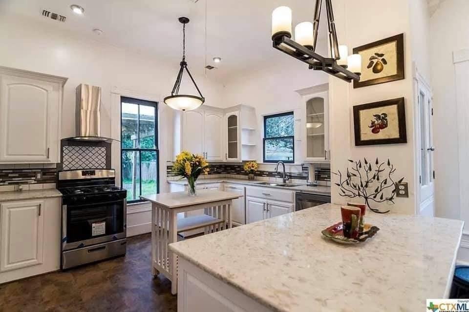 603 S Liberty St #1 - Photo 7 of 38