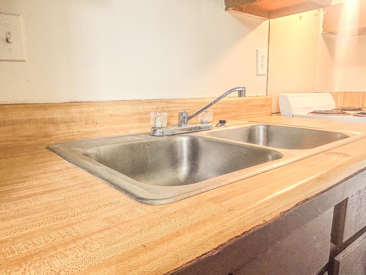 202 Rue Royale #B - Photo 7 of 8