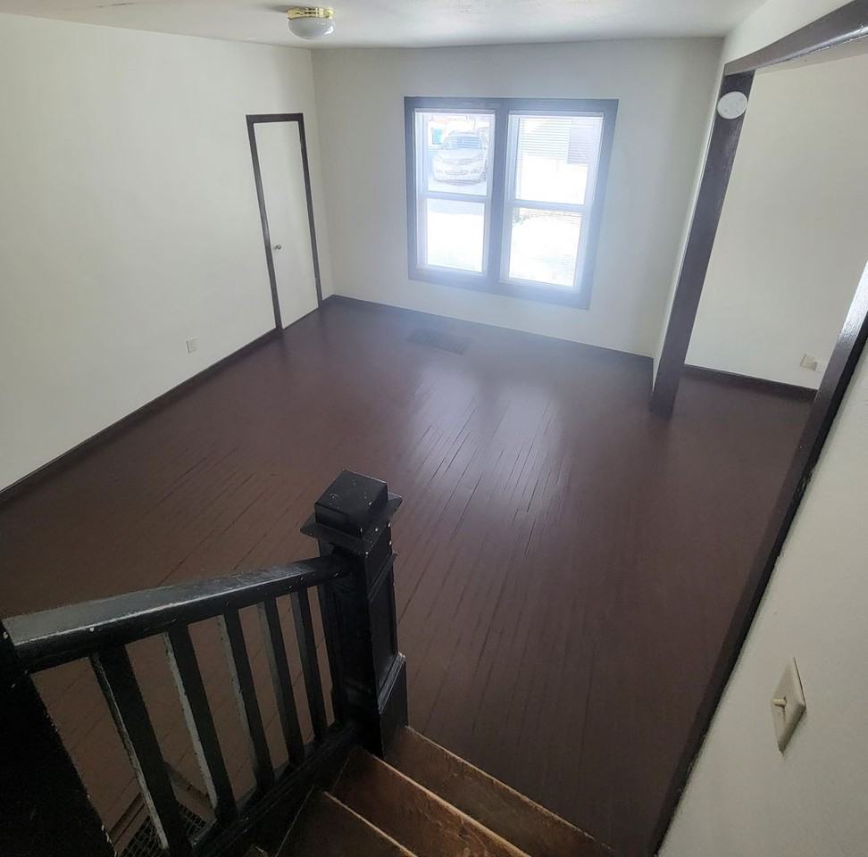 410 Congress St - Photo 7 of 11