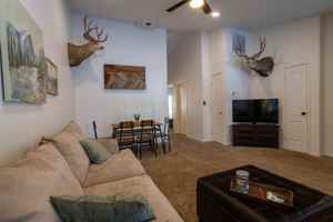 featured image of 33 Lofty Ct #1