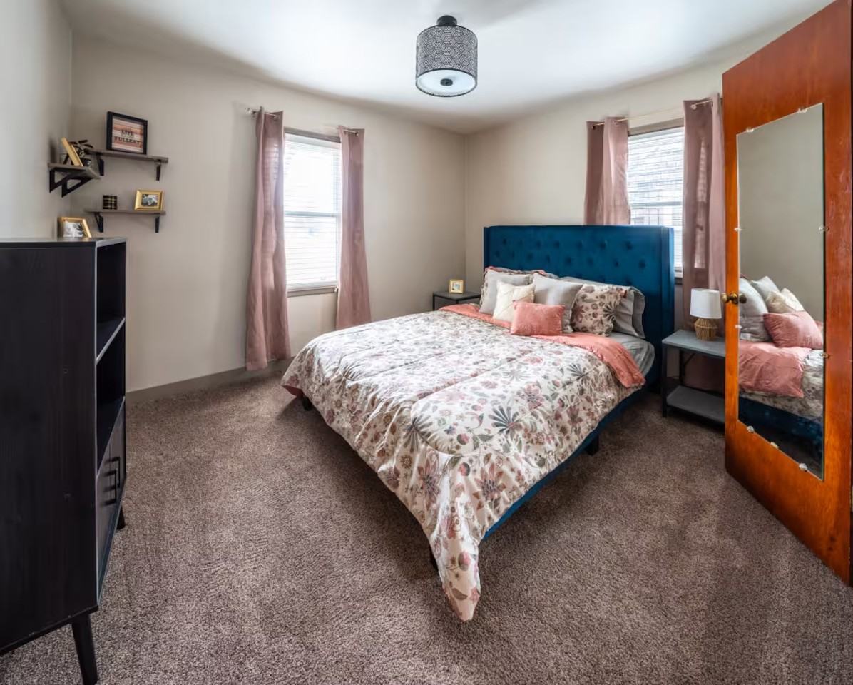 2208 S Covell Ave #1 - Photo 7 of 14