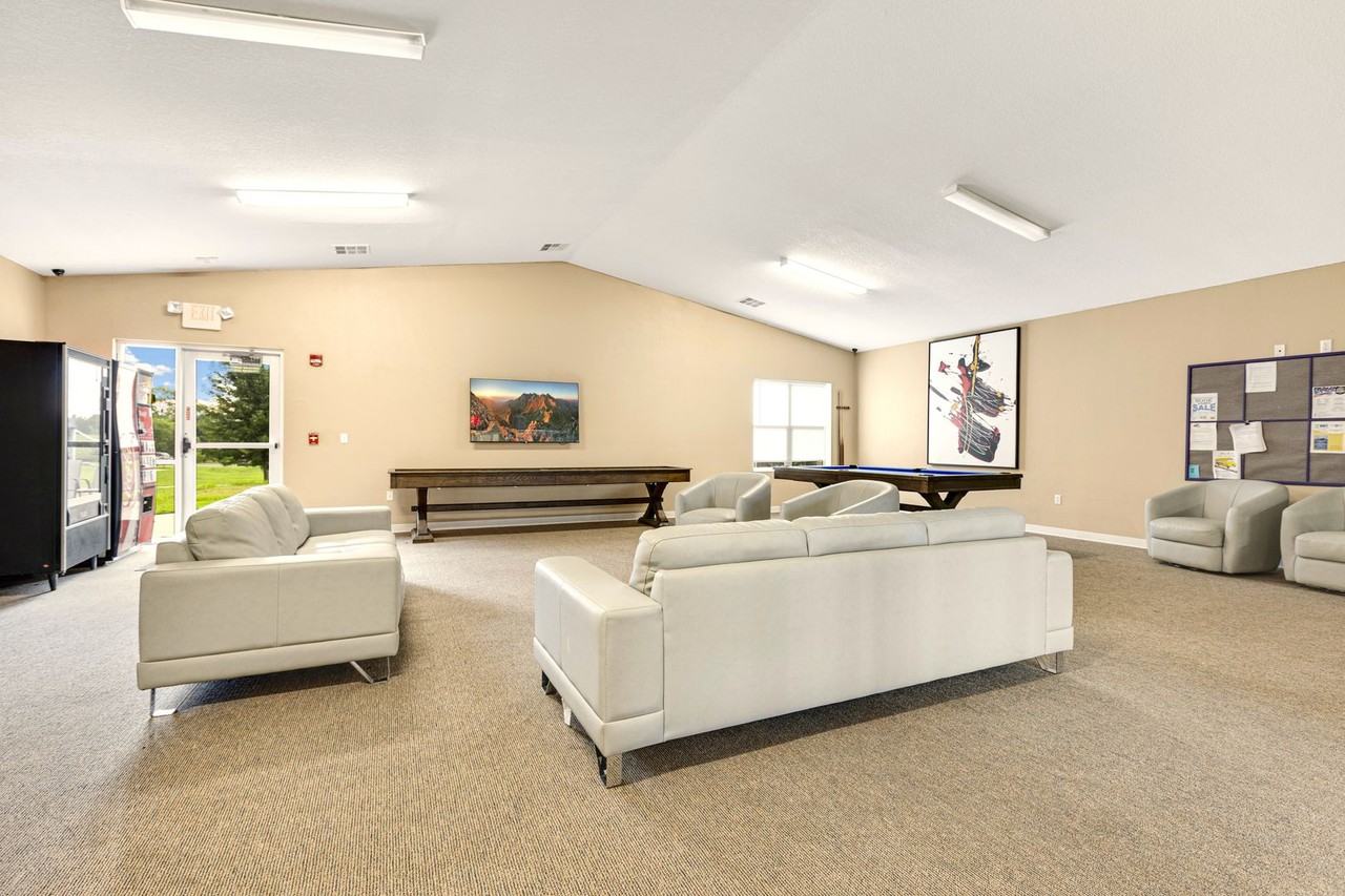 Kansas Villas - Photo 6 of 18