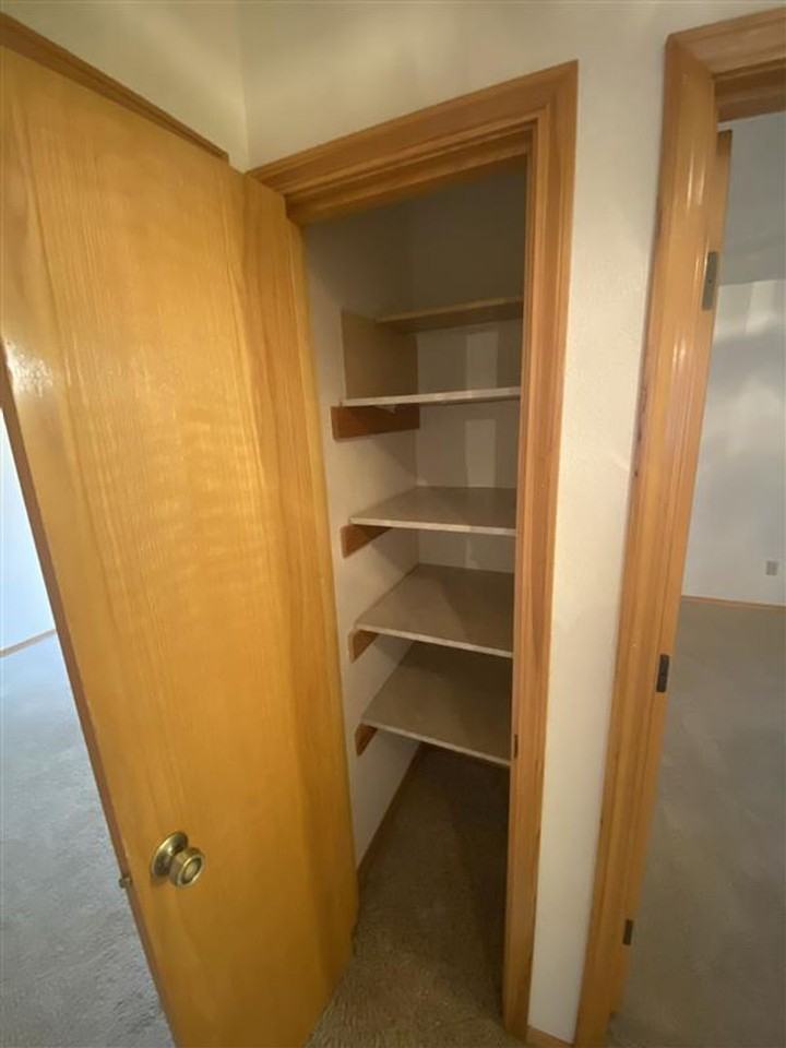 Tabor West Apartments - Photo 5 of 16