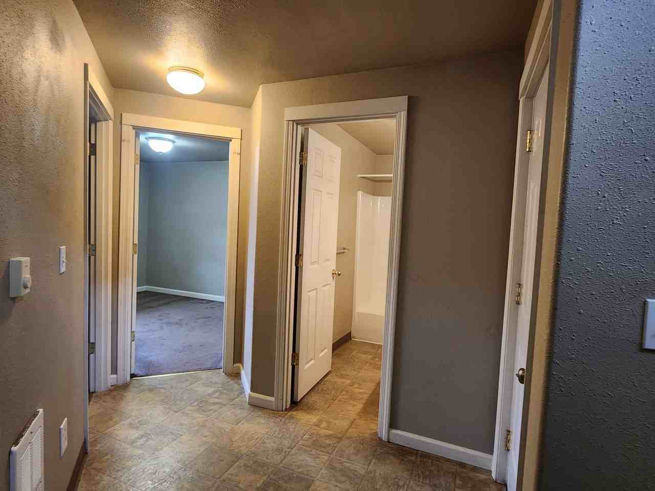 204 N Harrison St - Photo 4 of 26