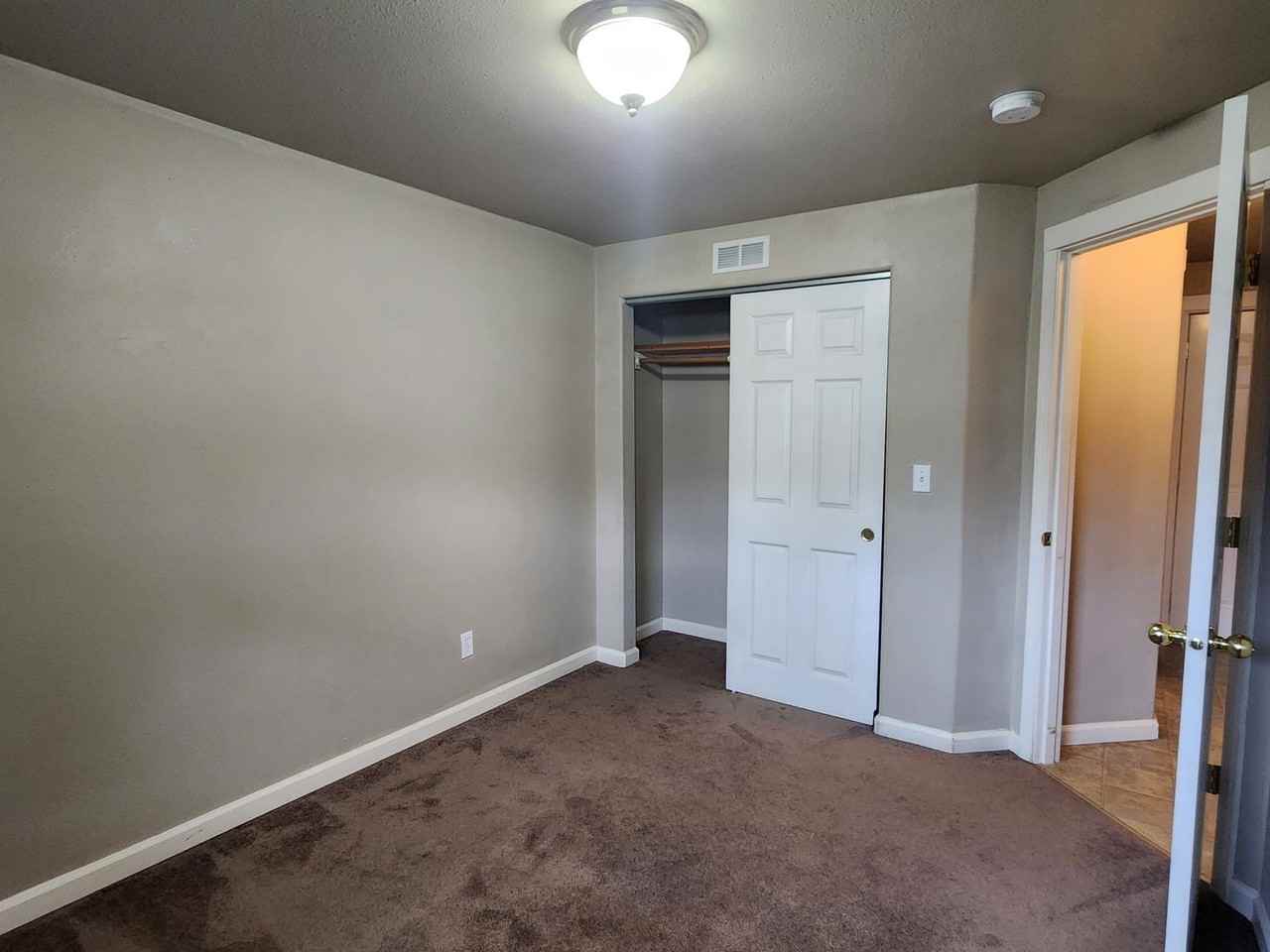 204 N Harrison St - Photo 7 of 26