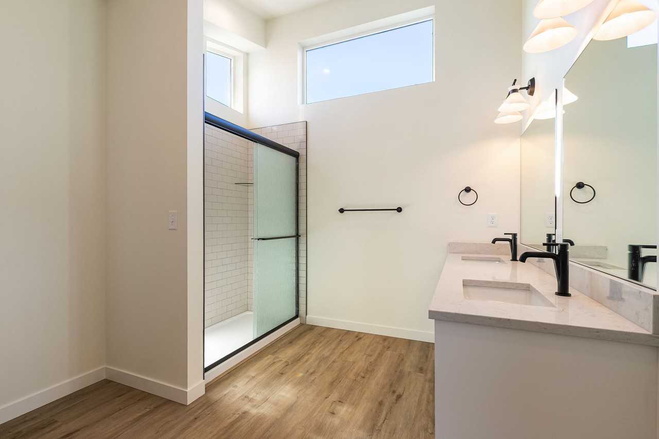 New Construction Luxury Townhomes - Photo 3 of 5