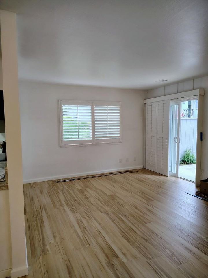 1492 Dolphin Dr - Photo 2 of 17