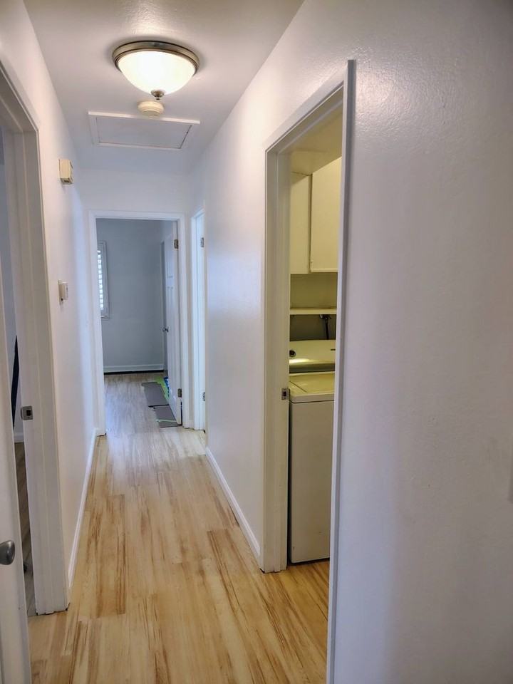 1492 Dolphin Dr - Photo 7 of 17