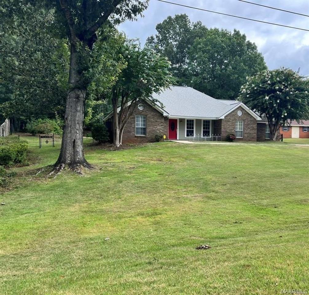 810 Carter Rd - Photo 2 of 42