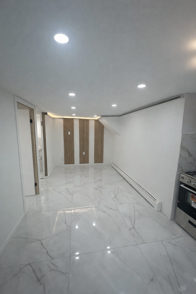 555 Woodfield Road - Photo 2 of 5