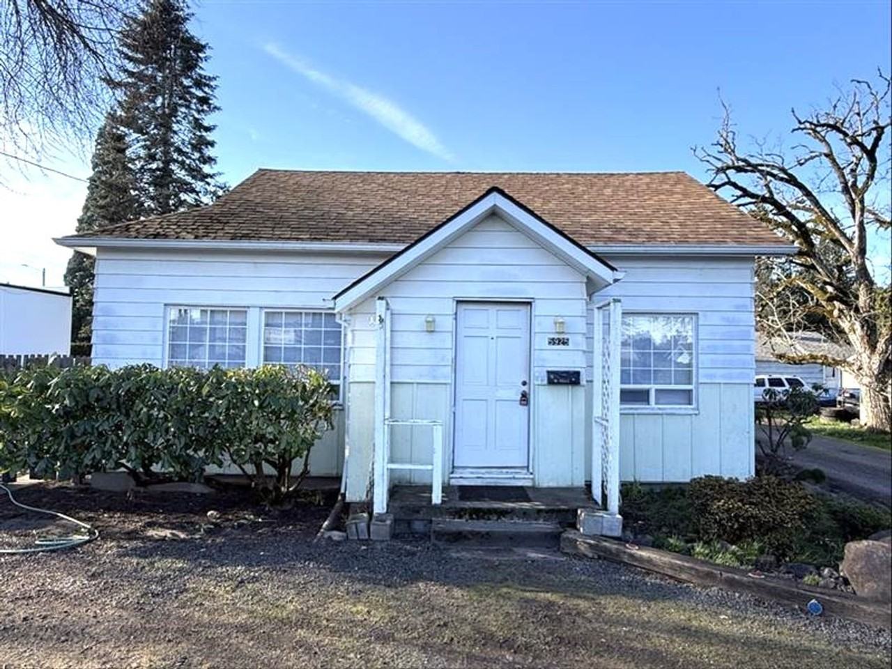 5925 Sw Hall Blvd - Photo 2 of 14