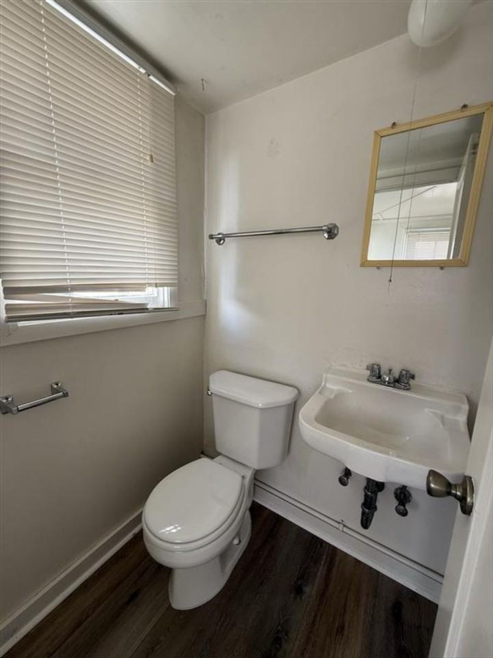 5925 Sw Hall Blvd - Photo 7 of 14