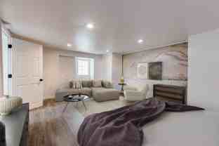 955 E Warrington - Photo 1 of 1