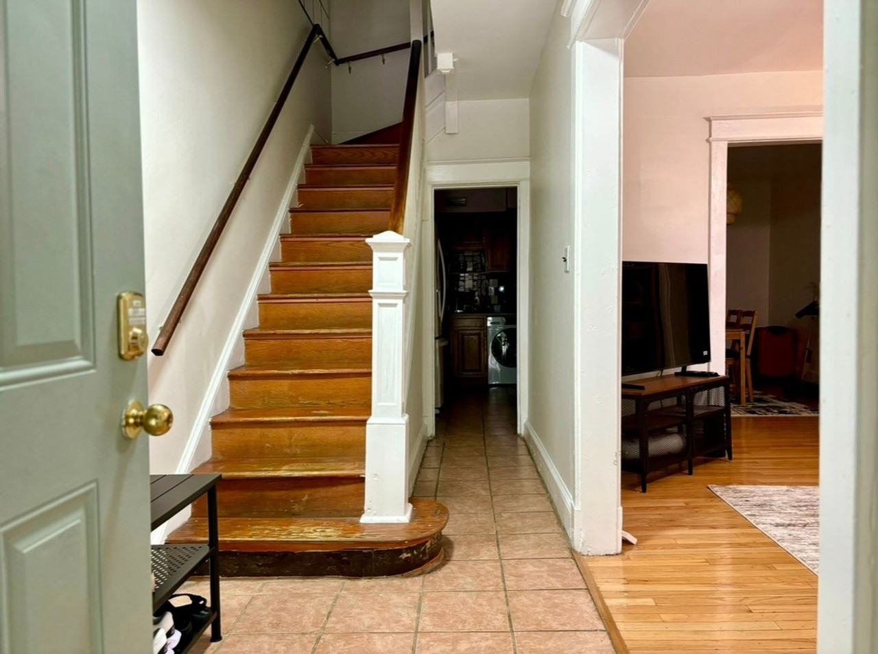 1400 W Virginia Ave Ne - Photo 2 of 23