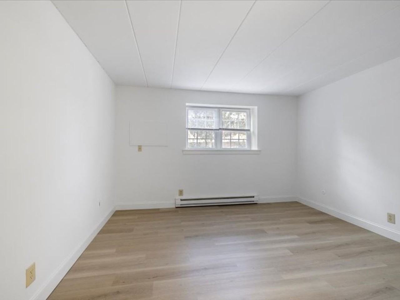 Peachgate Apartments - Photo 2 of 12