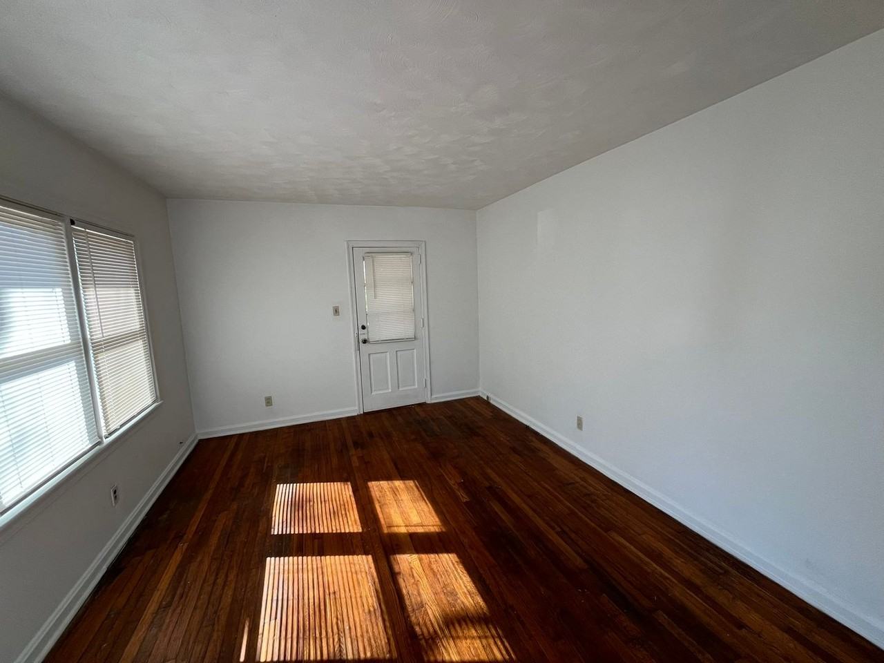 4017 Trask Dr - Photo 7 of 20