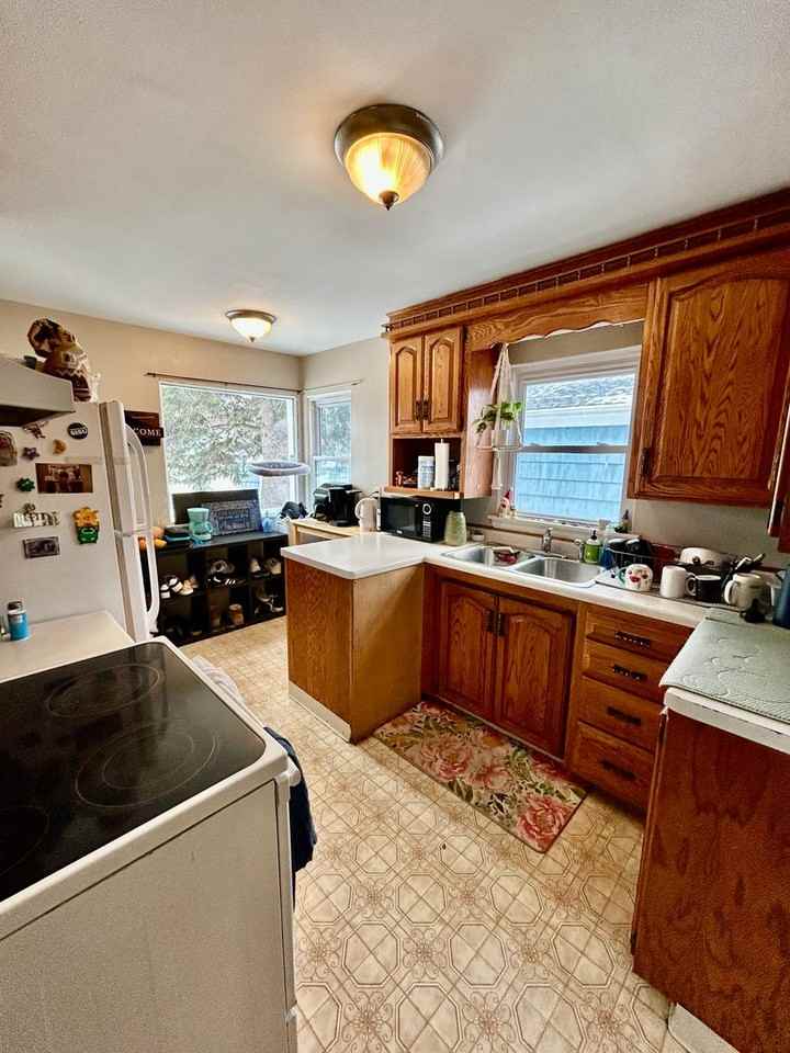 232 W Saint Marie St - Photo 2 of 23