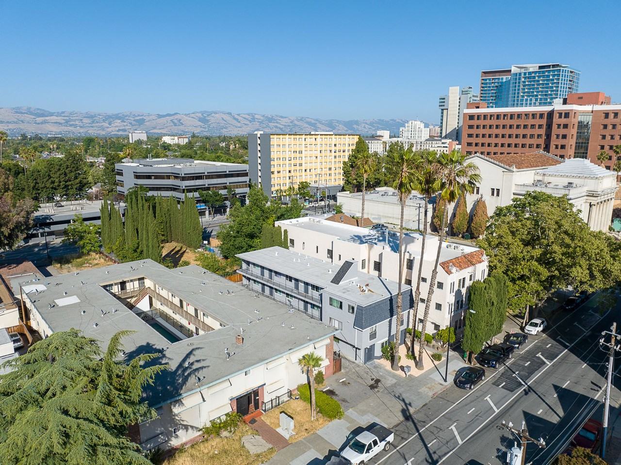 Third 232 N - Photo 5 of 8