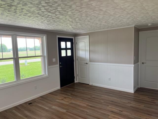 2022 Bessmore Park Rd - Photo 4 of 11