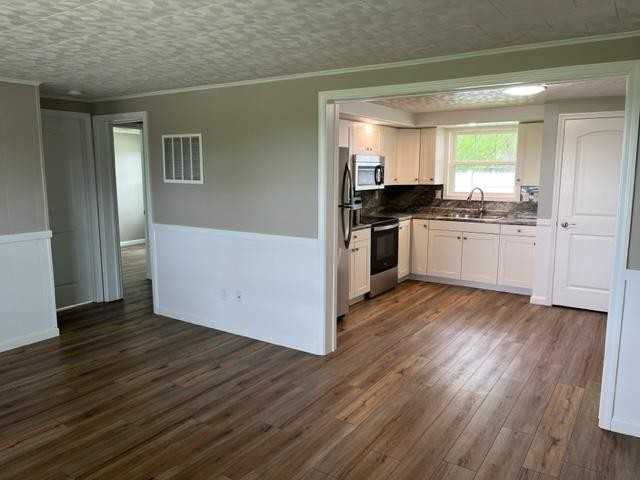 2022 Bessmore Park Rd - Photo 5 of 11