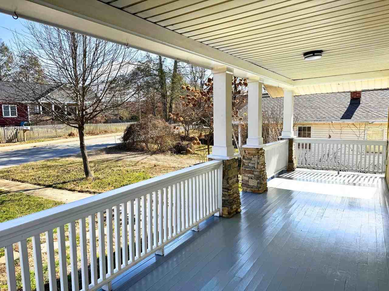 51 Onteora Blvd - Photo 2 of 43
