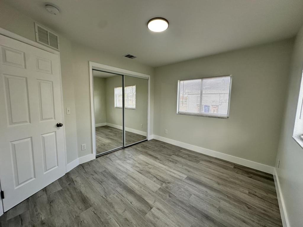 125 Gordon Ave S - Photo 6 of 9