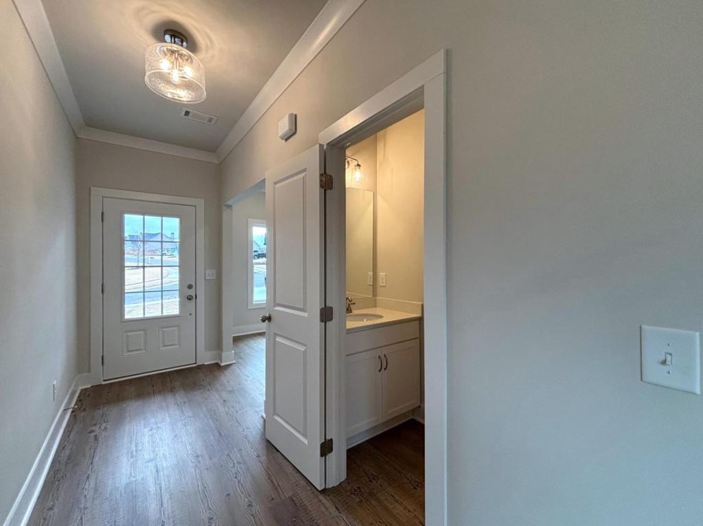 4502 Highland Gate Pkwy - Photo 2 of 26