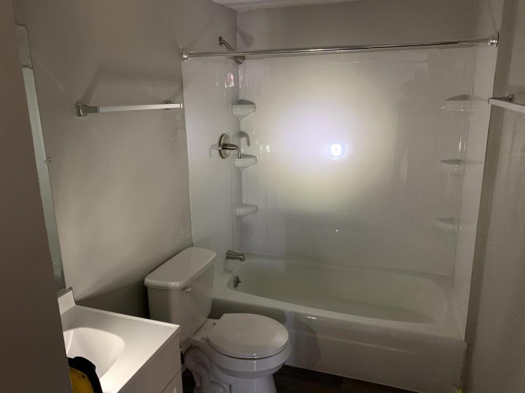 9432 Ne 14th St - Photo 7 of 30