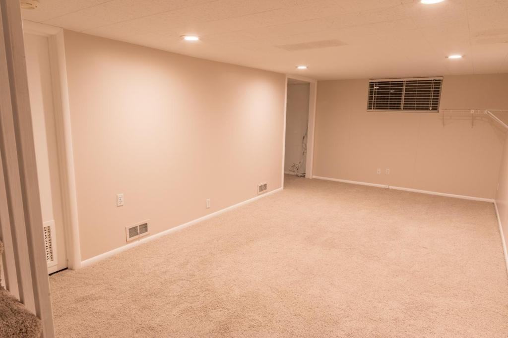 5886 S Utahna Dr - Photo 4 of 25