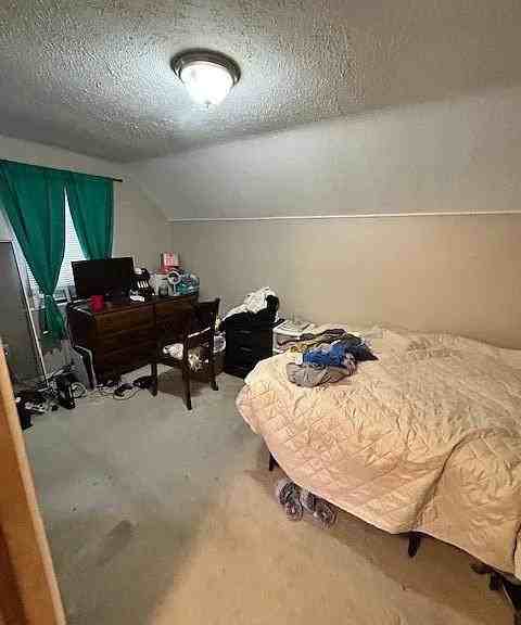 300 West St - Photo 5 of 10