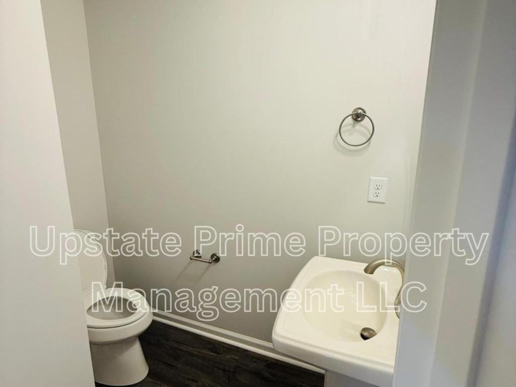 412 Poinsett Bridge Way - Photo 7 of 21