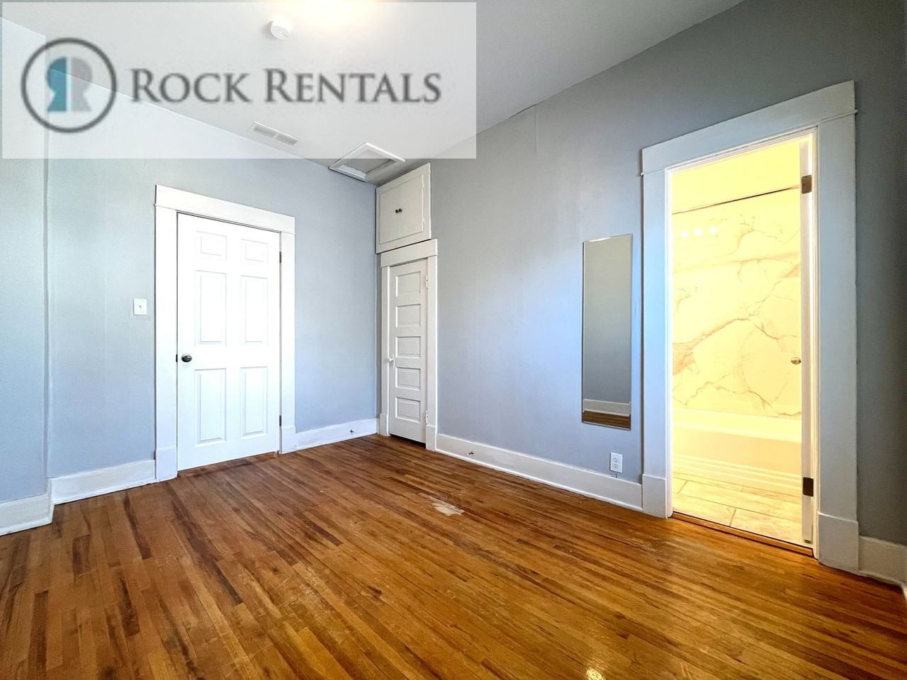 505 N Maple St - Photo 6 of 10