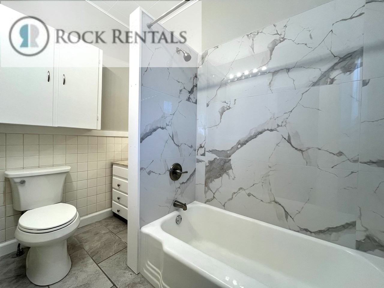 505 N Maple St - Photo 7 of 10