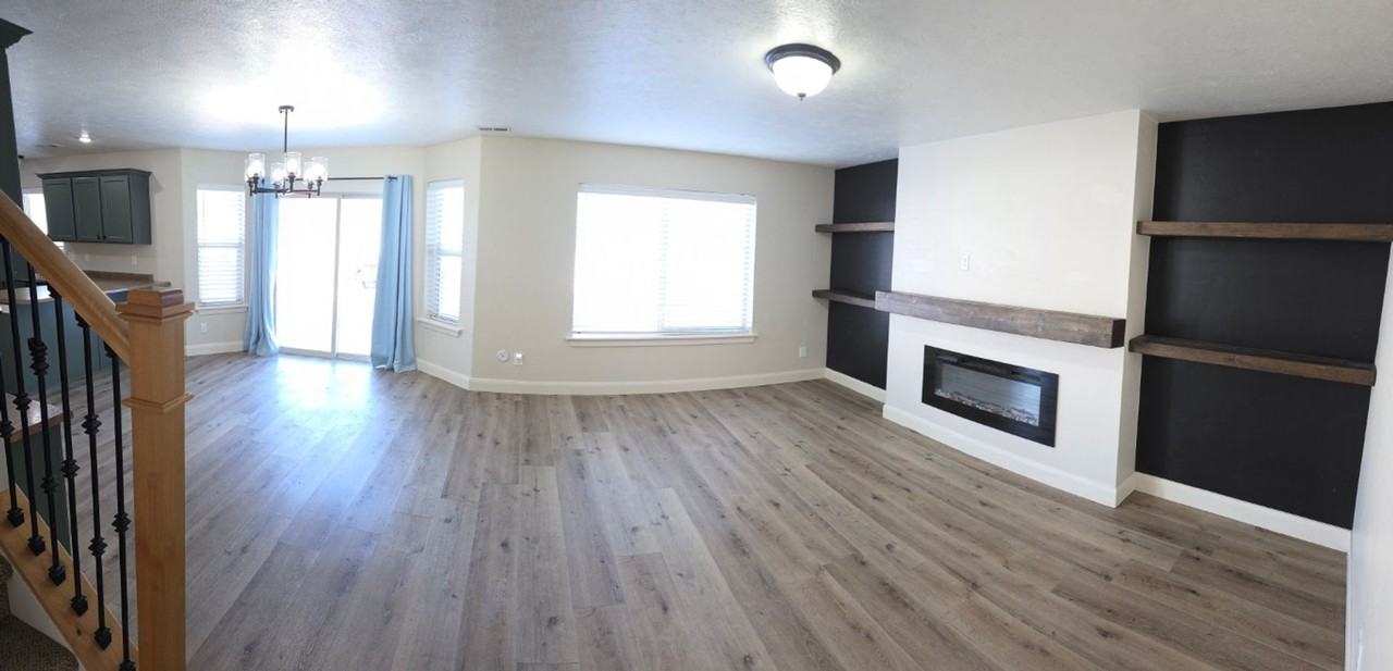 2280 W 960 S - Photo 4 of 34