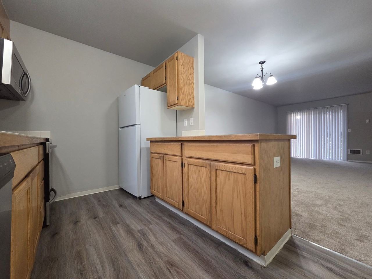 243 Norpoint Way Ne - Photo 5 of 22