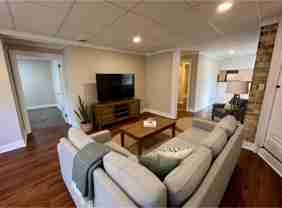 $1795 – 3 BA, 1 BA Lower Flat with Central Air - Photo 1 of 1