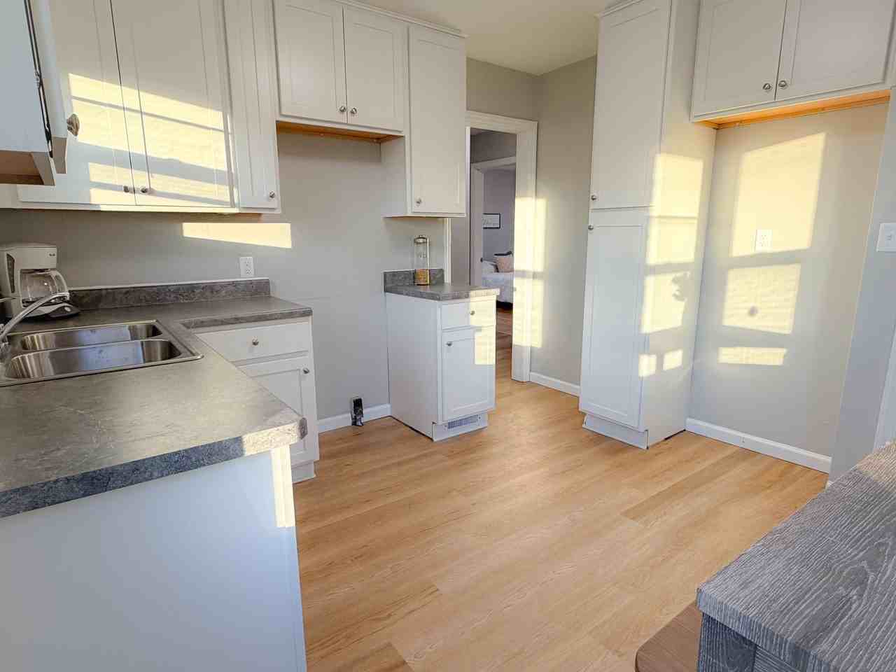 4451 N 49th St - Photo 6 of 23