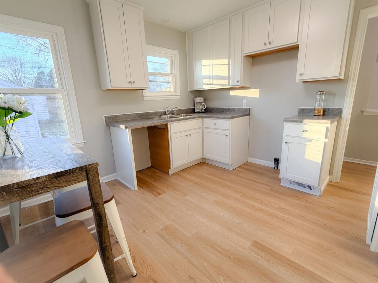 4451 N 49th St - Photo 7 of 23