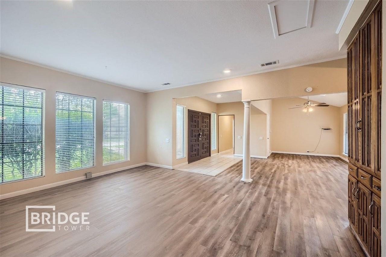 3005 Saddlehead Dr - Photo 2 of 12