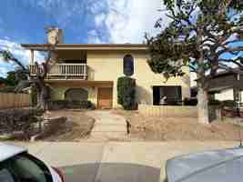 featured image of 16811 Lynn Ln