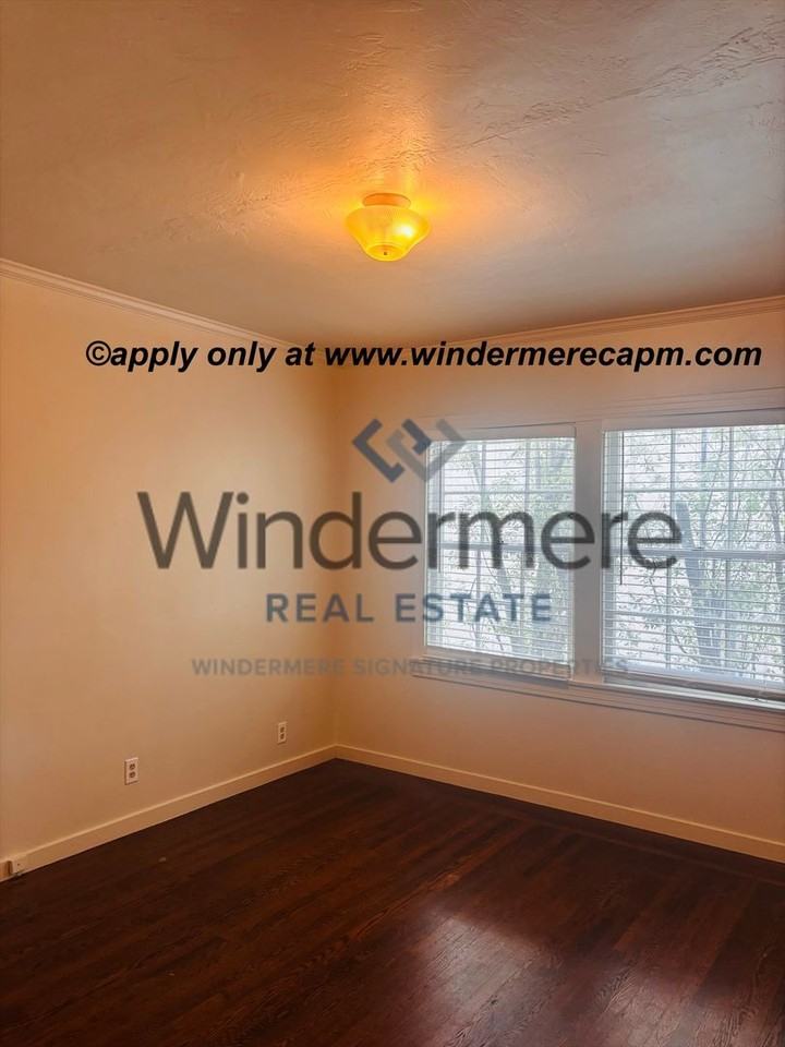 1613 4th Ave - Photo 7 of 25